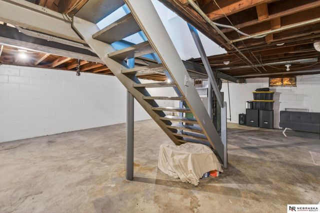 4313 Pratt Street, Omaha, NE 68111