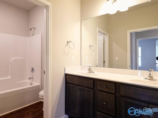 128 Oak Fletcher Drive, Harvest, AL 35749