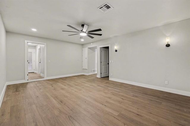 2808 N Shannon Avenue, Bethany, OK 73008