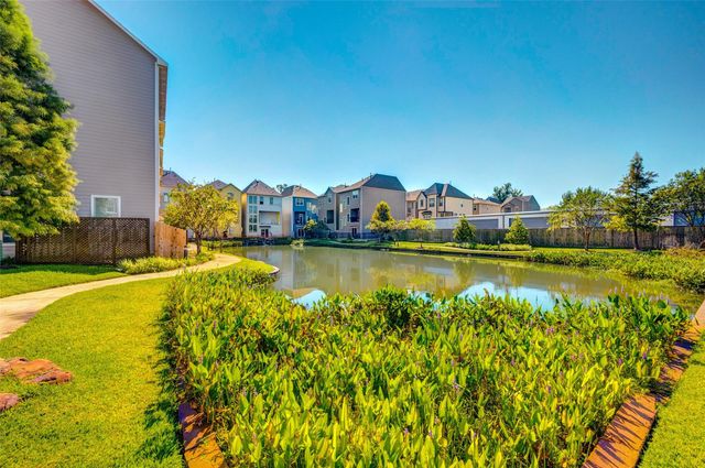 1417 Adell Rose Ln, Houston, TX 77043