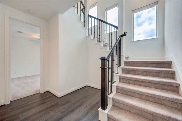 1417 Adell Rose Ln, Houston, TX 77043
