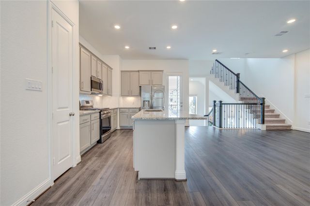 1417 Adell Rose Ln, Houston, TX 77043