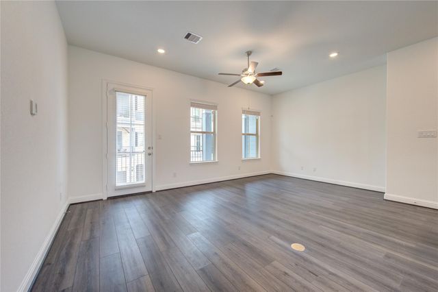 1417 Adell Rose Ln, Houston, TX 77043