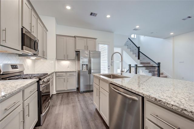 1417 Adell Rose Ln, Houston, TX 77043