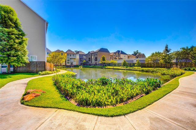 1417 Adell Rose Ln, Houston, TX 77043