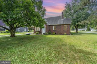 920 W LOUTHER ST, Carlisle, PA 17013