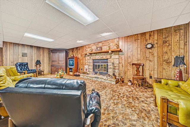2608 Loch Haven DR, Roanoke, VA 24019