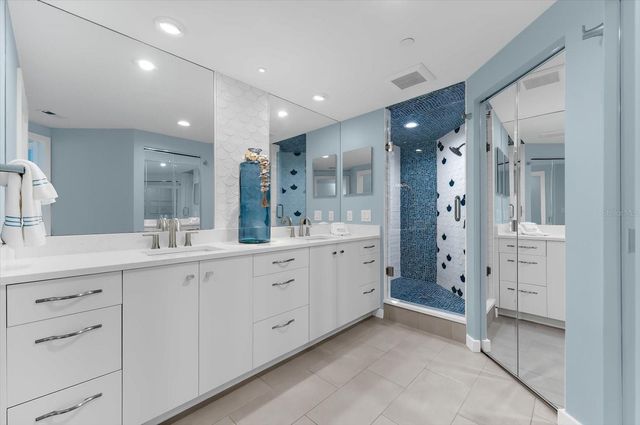 10 PAPAYA STREET 701, Clearwater Beach, FL 33767