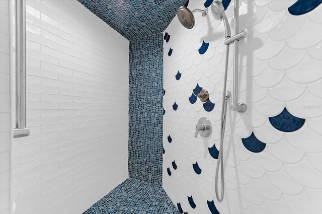 10 PAPAYA STREET 701, Clearwater Beach, FL 33767