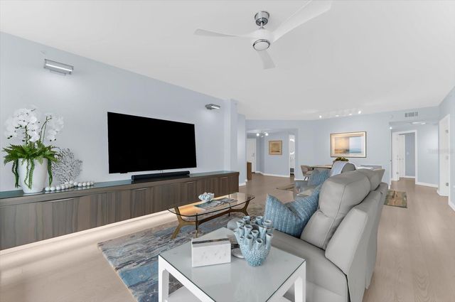 10 PAPAYA STREET 701, Clearwater Beach, FL 33767