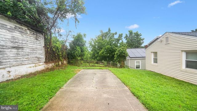 1404 ARCADIA AVE, Capitol Heights, MD 20743