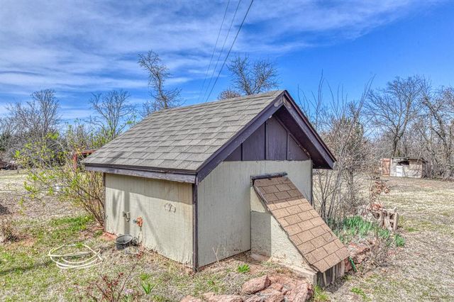 26190 Ash Lane, Blanchard, OK 73010