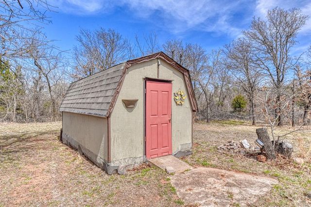 26190 Ash Lane, Blanchard, OK 73010