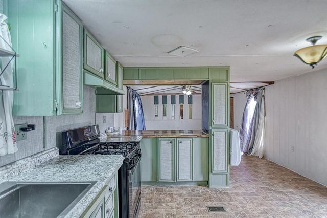 26190 Ash Lane, Blanchard, OK 73010