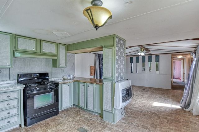 26190 Ash Lane, Blanchard, OK 73010