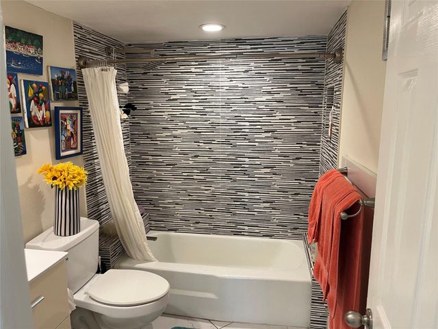 639 W Oakland Park Boulevard 104-D, Oakland Park, FL 33311