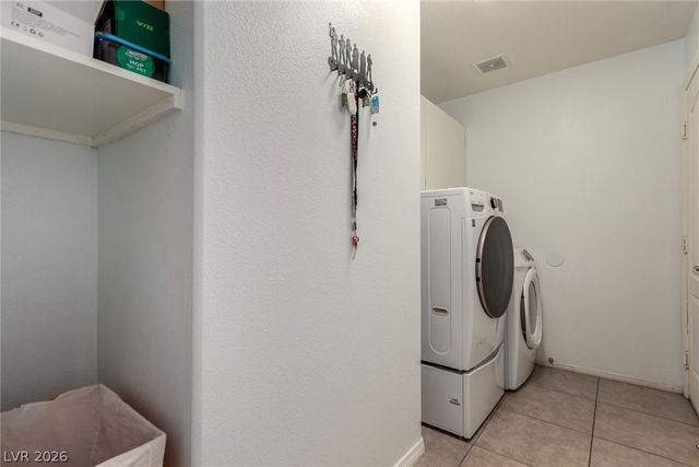 1437 Blazing Sand Street, Las Vegas, NV 89110