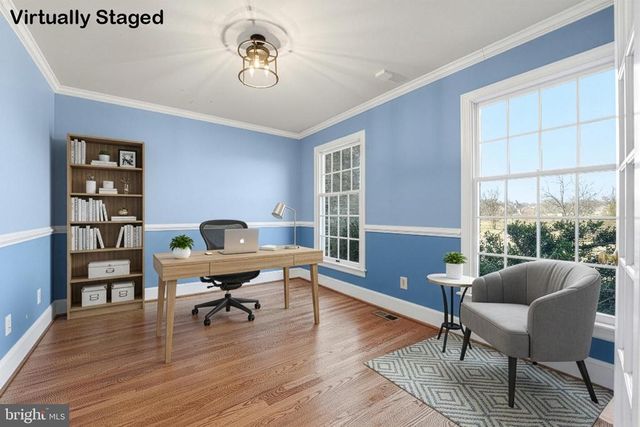 6743 LAKE DR, Warrenton, VA 20187