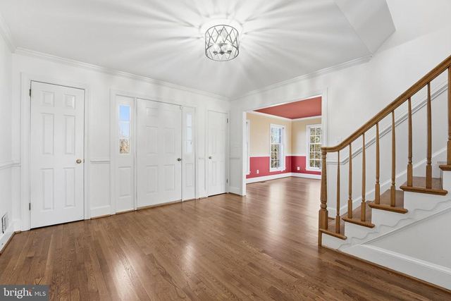 6743 LAKE DR, Warrenton, VA 20187