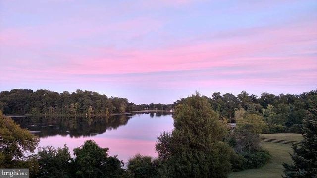 6743 LAKE DR, Warrenton, VA 20187