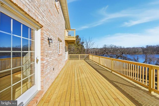 6743 LAKE DR, Warrenton, VA 20187