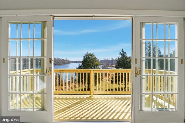 6743 LAKE DR, Warrenton, VA 20187