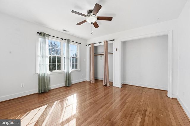 6743 LAKE DR, Warrenton, VA 20187