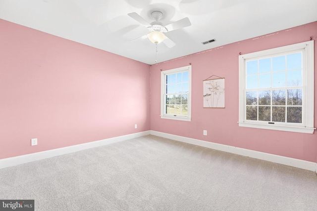 6743 LAKE DR, Warrenton, VA 20187