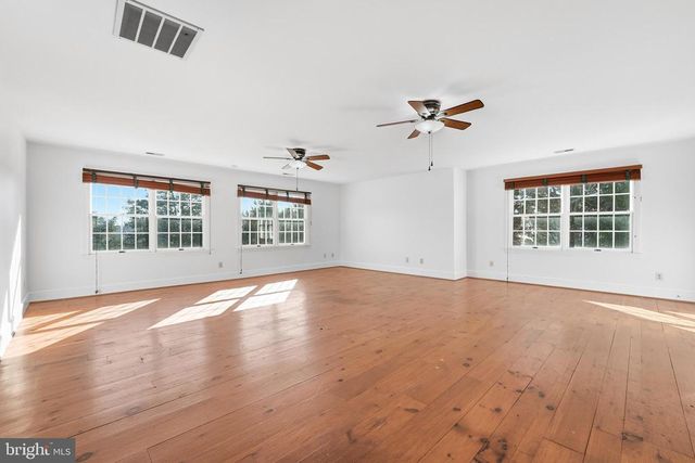 6743 LAKE DR, Warrenton, VA 20187