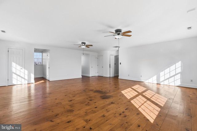 6743 LAKE DR, Warrenton, VA 20187