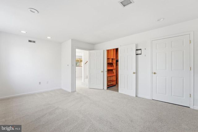 6743 LAKE DR, Warrenton, VA 20187