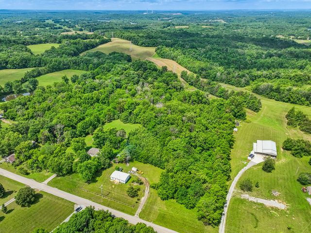 1286 Harsh Ln, Castalian Springs, TN 37031