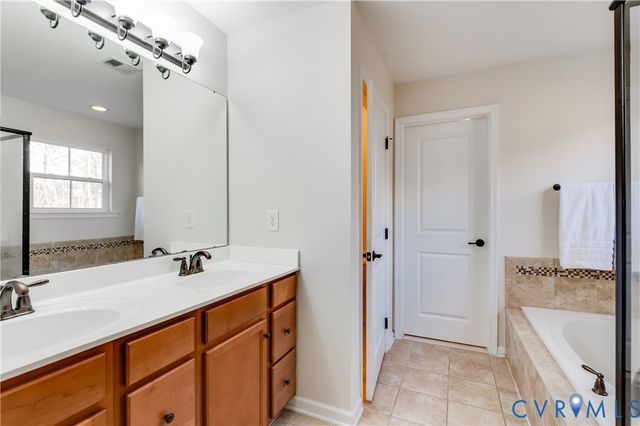 15206 Badestowe Dr, Chesterfield, VA 23832