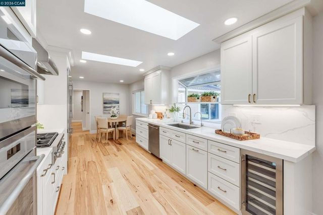 3374 Whitehaven Drive, Walnut Creek, CA 94598