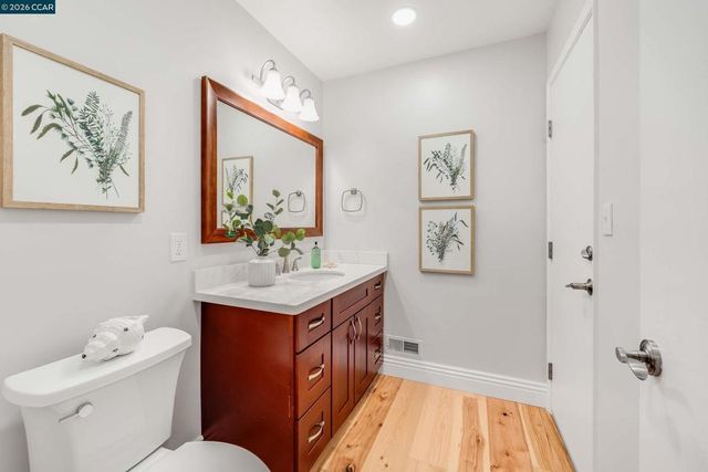 3374 Whitehaven Drive, Walnut Creek, CA 94598