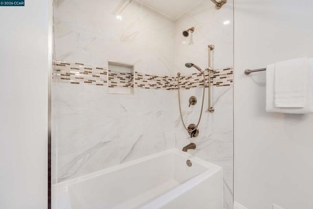 3374 Whitehaven Drive, Walnut Creek, CA 94598