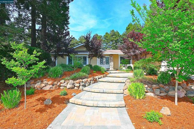 3374 Whitehaven Drive, Walnut Creek, CA 94598