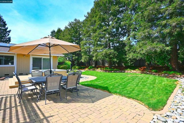 3374 Whitehaven Drive, Walnut Creek, CA 94598