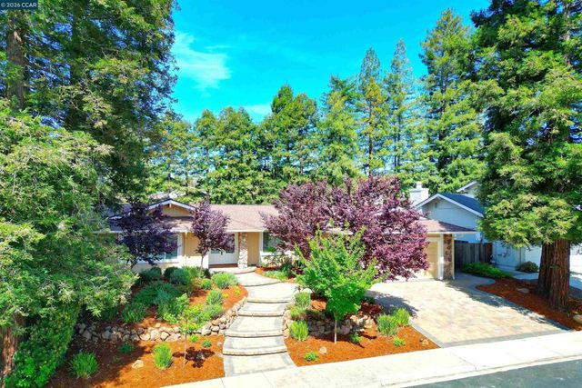 3374 Whitehaven Drive, Walnut Creek, CA 94598