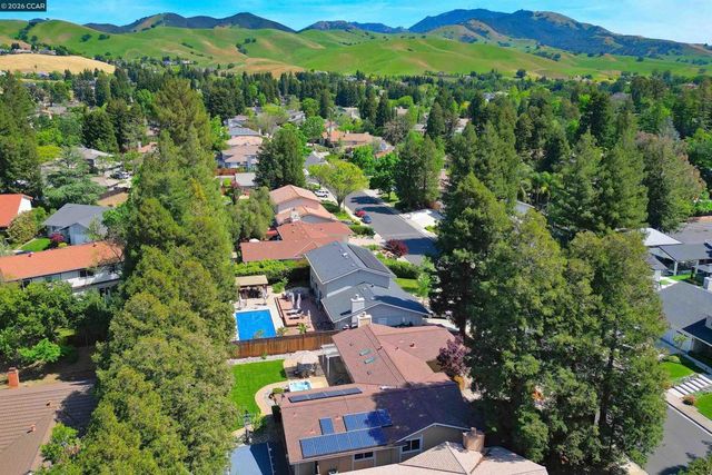 3374 Whitehaven Drive, Walnut Creek, CA 94598