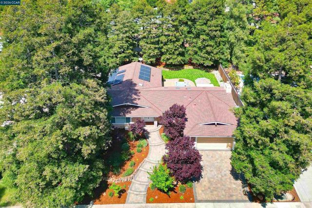 3374 Whitehaven Drive, Walnut Creek, CA 94598