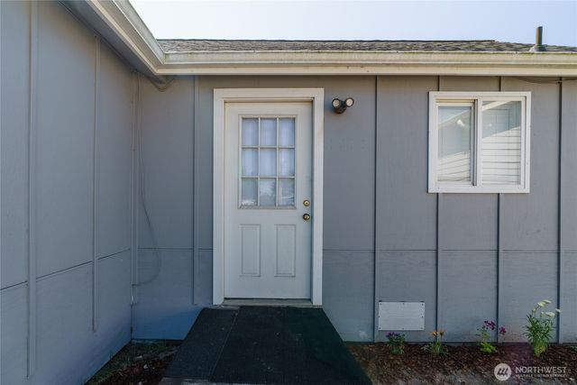 1702 Bay Avenue, Ocean Park, WA 98640