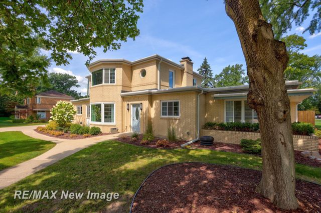 2309 Nurmi Drive, Bay City, MI 48708