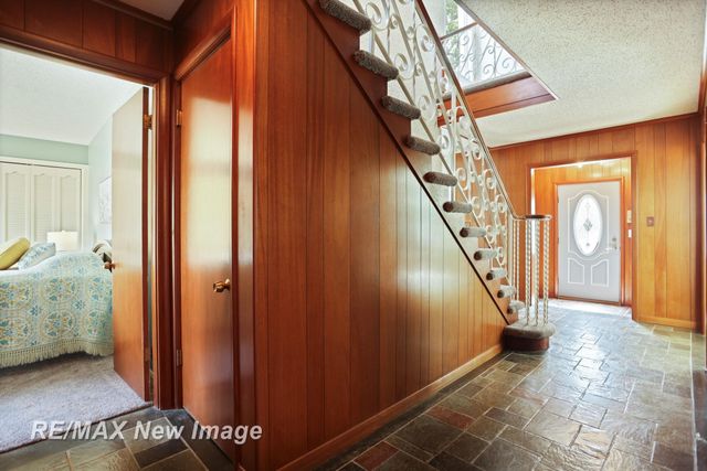 2309 Nurmi Drive, Bay City, MI 48708