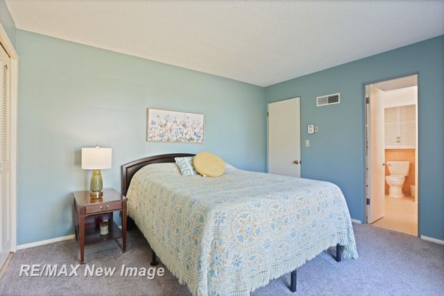 2309 Nurmi Drive, Bay City, MI 48708