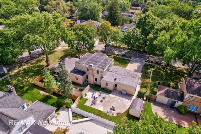 2309 Nurmi Drive, Bay City, MI 48708