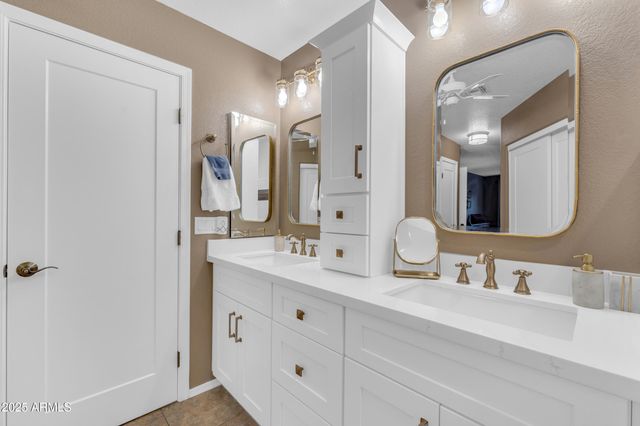 16134 W ROANOKE Avenue, Goodyear, AZ 85395