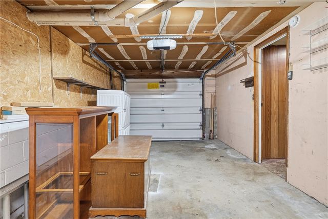 3143 New Hampshire Drive, Lower Burrell, PA 15068