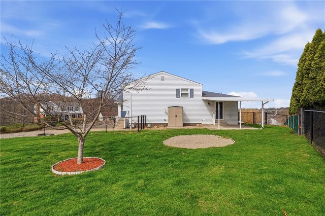 3143 New Hampshire Drive, Lower Burrell, PA 15068