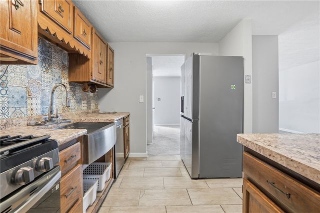 3143 New Hampshire Drive, Lower Burrell, PA 15068